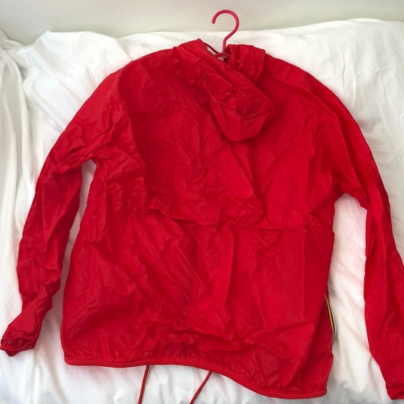 K-way windbreaker - Picture 2 of 3